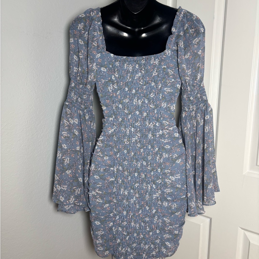 Elegant Floral Square Neck Mini Dress - Picture 9 of 11